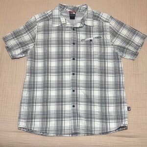 The North Face Men’s Short-Sleeve Plaid Button-Up — White & Gray